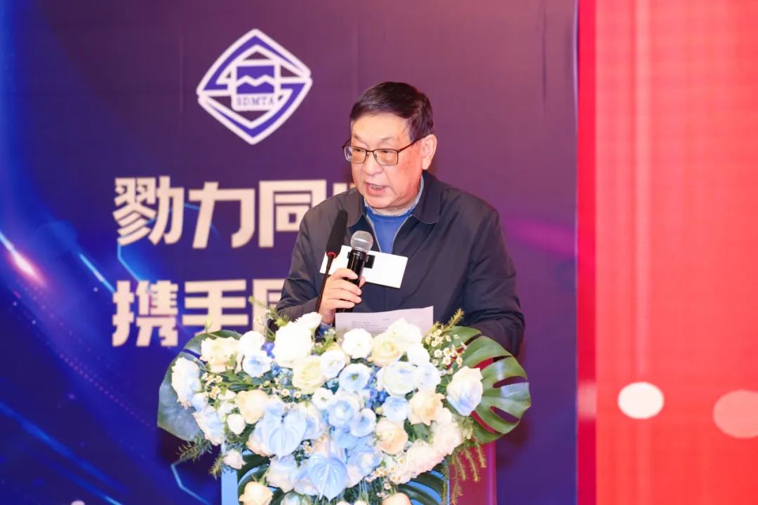 波肖门尾官网